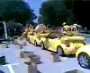 Le ravitaillement de la caravane publicitaire LCL (7986x)