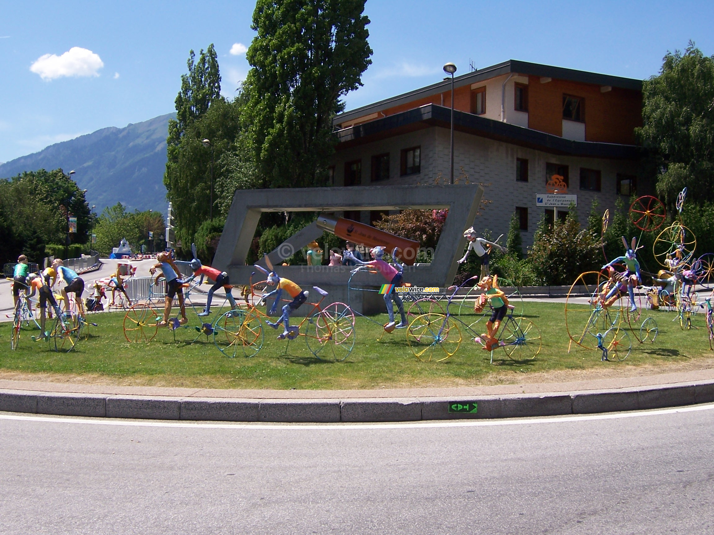 The Opinel knife roundabout decorated with cycling rabbits