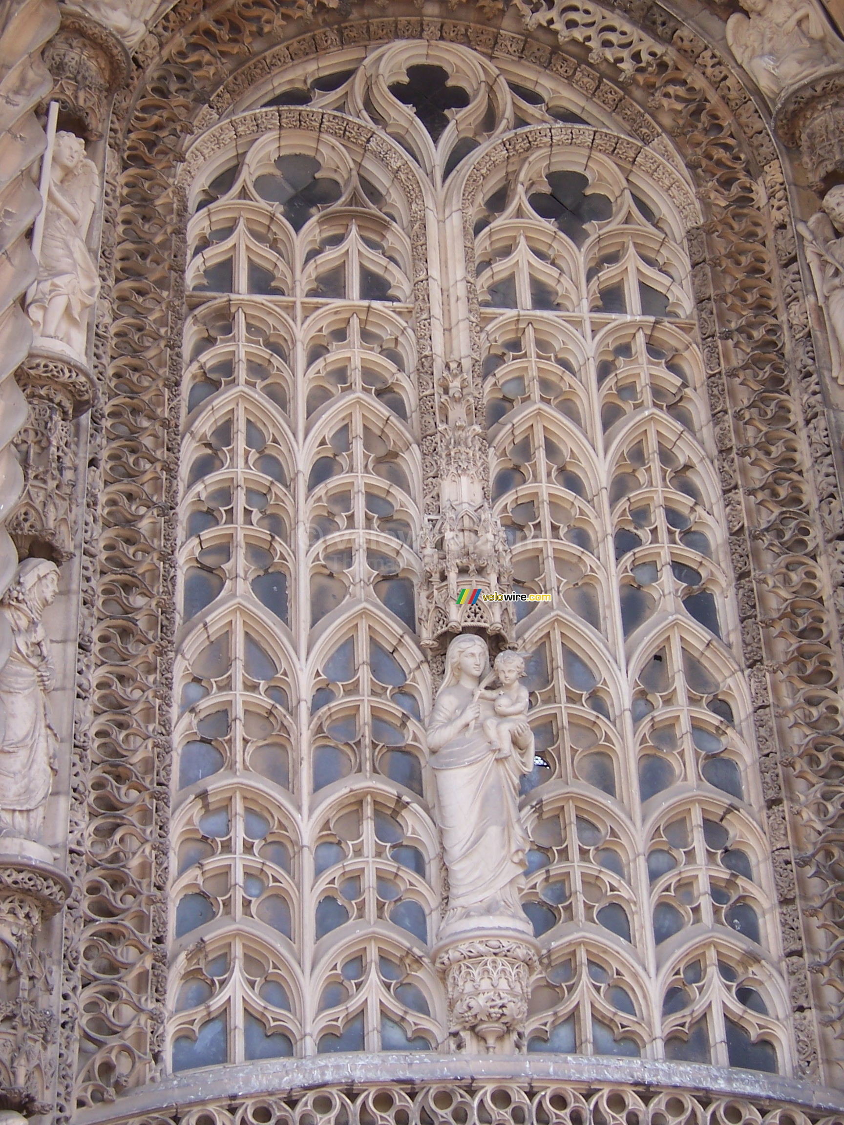 Ingang van de kathedraal Sainte Ccile in Albi (2)