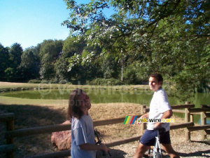 Cédric & Marie à côté d'un lac à Genas (261x)