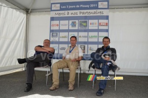 The organisors of the Tour Poitou-Charentes at the Grand Prix de Plouay (380x)