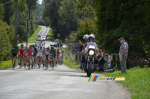 L'ardoisier et le peloton (528x)