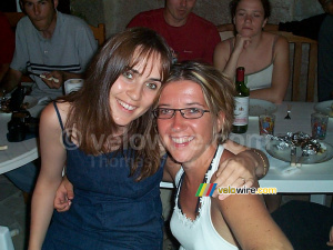 Emanuelle & Isabelle (264x)