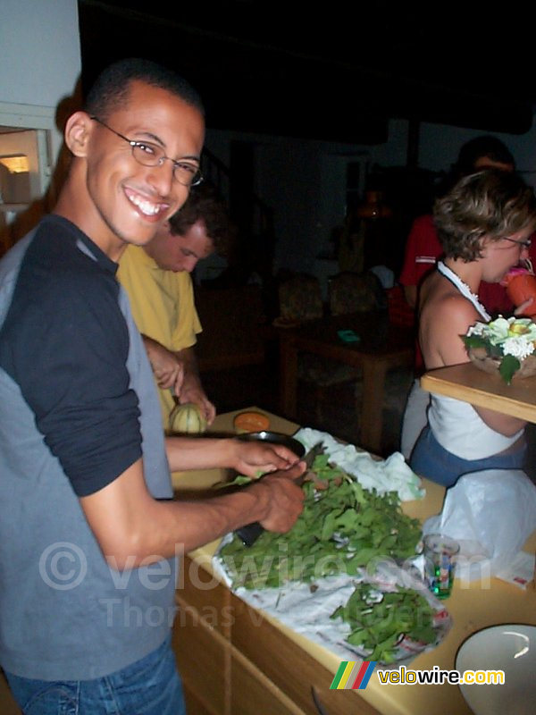 Rachid prepares the mint tea