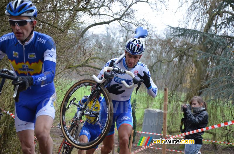 Sandy Casar (FDJ) sur les marches (2)