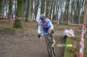 Sandy Casar (FDJ) en plein virage (372x)