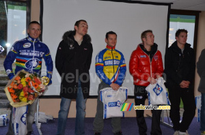 Part of the podium of the Moussy-le-Vieux cyclo cross (916x)