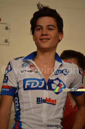 Kenny Elissonde montre le nouveau maillot (4) (1007x)