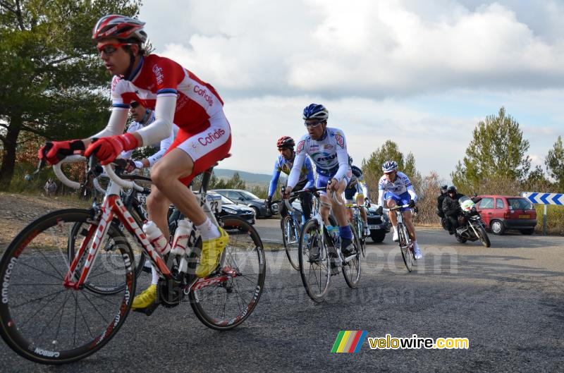 The breakaway in the climb of the Petit Galibier (2)