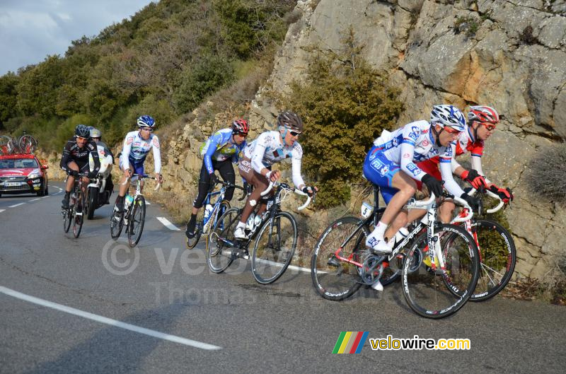 Le groupe de tête dans la montée du Col de l'Espigoulier (2)