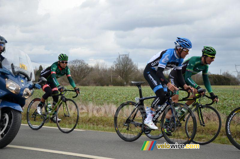 Heinrich Haussler (Garmin-Barracuda), Sébastien Chavanel & Yukiya Arashiro (Europcar)