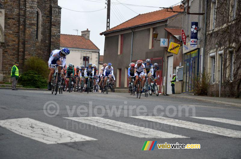 Le peloton à Saint-Fiacre