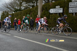 The leading group at the first crossing of the Côte de La Croix Baron (666x)