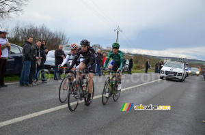 The leading group at the second crossing of the Côte de La Croix Baron (609x)