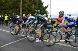 The leading group at the second crossing of the Côte de La Croix Baron (2) (255x)