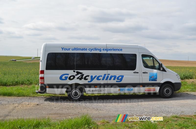 Le mini-bus de Go4Cycling