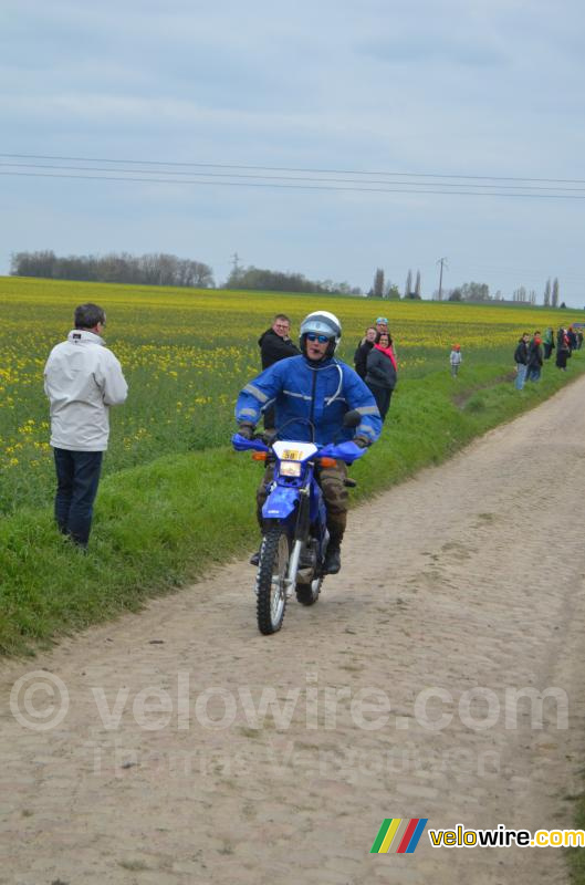 The Gendarmerie has special motors for Paris-Roubaix