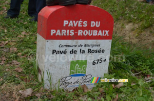 Le panneau 'pavés du Paris-Roubaix' (726x)