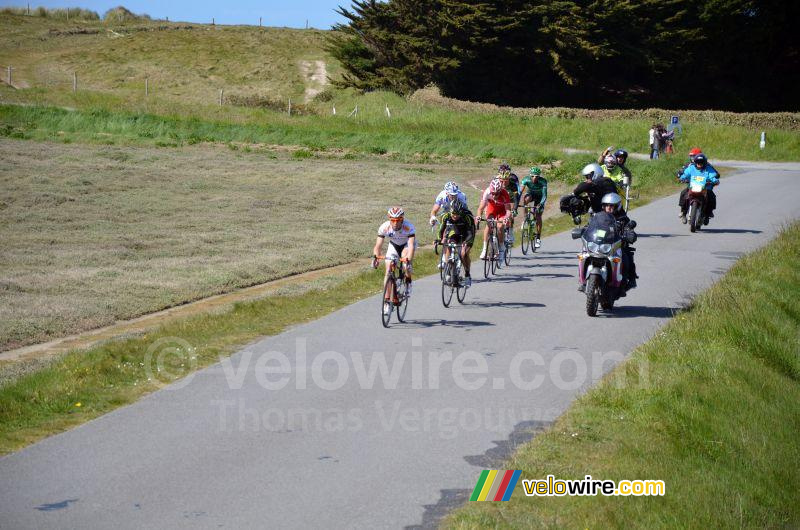 The chasing group Ménéham