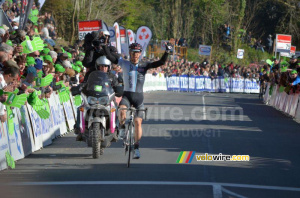 Ryan Roth (Spidertech) fête sa victoire (2) (565x)