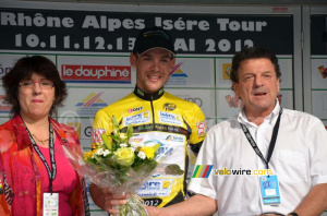 Paul Poux (Saur-Sojasun), premier maillot jaune (259x)