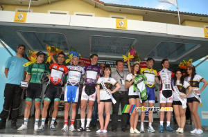 The podium of the second stage (355x)