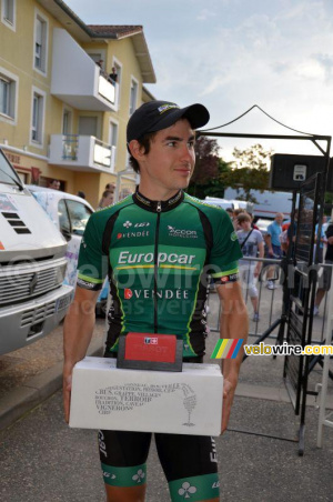 Angelo Tulik (Team Europcar) avec ses prix (225x)