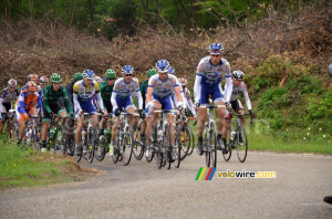 L'équipe Saur-Sojasun en tête de peloton (412x)