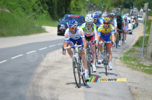 Maxime Médérel (Saur-Sojasun) leading the peloton (180x)