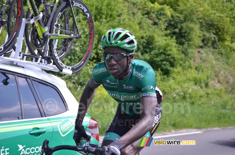 Kévin Reza (Team Europcar) met een bidon