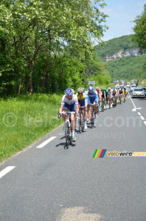 Maxime Médérel (Saur-Sojasun) still leading the peloton (2) (165x)