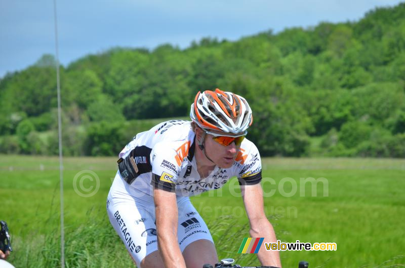 Eric Berthou (Bretagne-Schuller) in the breakaway