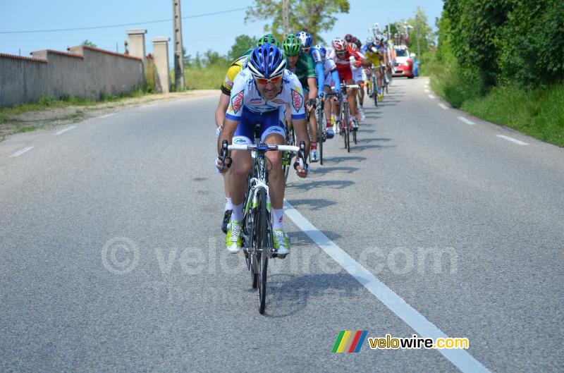 Maxime Médérel (Saur-Sojasun) still leading the peloton (3)