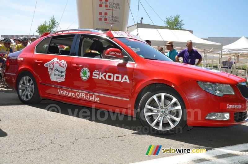 La voiture officielle de la Classique des Alpes Juniors