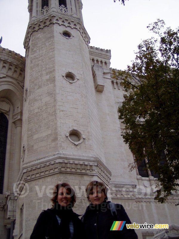 Ludivine and Virginie in front of the Fourvière church