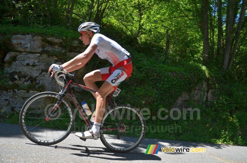 Simon Favre (Champagne-Ardennes) alone leading the race