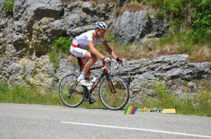 Simon Favre (Champagne-Ardennes) still leading alone (593x)