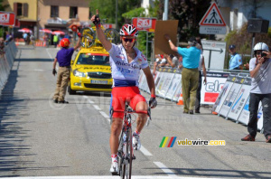 Dorian Lebrat (Rhône-Alpes) prend la victoire (2) (375x)