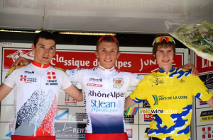 The podium of the Classique des Alpes Juniors (438x)