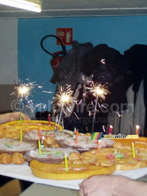 Les gateaux d'anniversaire ! (252x)