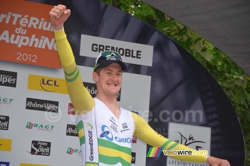 Luke Durbridge (Orica-GreenEDGE) viert zijn overwinning