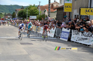 Cadel Evans (BMC) wins the stage (428x)