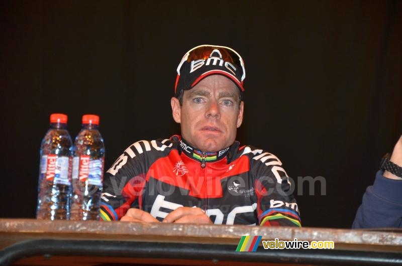Cadel Evans (BMC Racing Team) tijdens de persconferentie