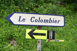 The sign of the Grand Colombier (451x)