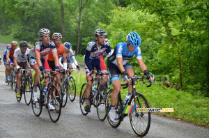 A part of the peloton (872x)