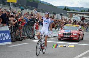 Arthur Vichot (FDJ-BigMat) celebrates his victory (5) (235x)