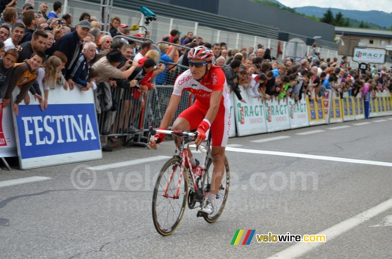 Luis Angel Mat Mardones (Cofidis) finisht de etappe