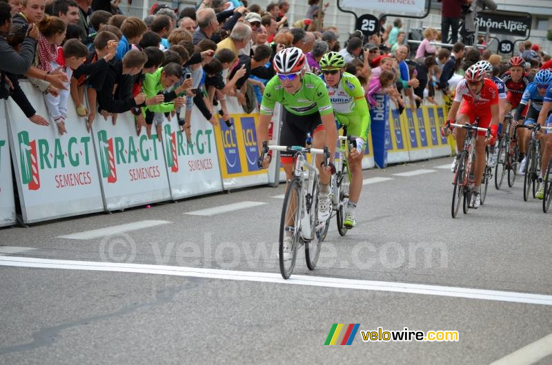 Tony Gallopin (Radioshack-Nissan) règle le sprint du peloton