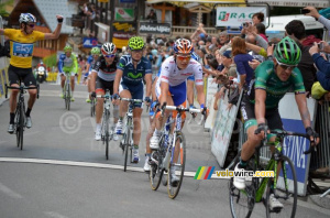 Wilco Kelderman (Rabobank) finished and Brad Wiggins (Sky) celebrates (286x)