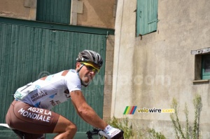 Anthony Ravard (AG2R La Mondiale) behind the peloton (711x)